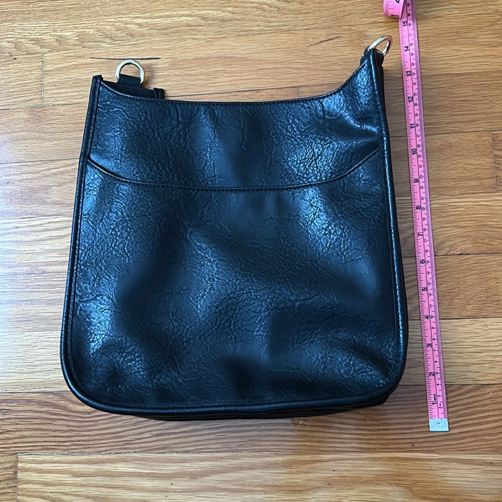 Ahdorned Black Bag - Picture 7 of 8